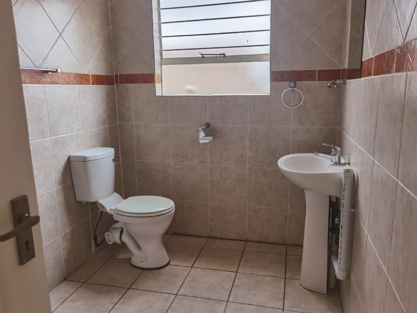 4 Bedroom Property for Sale in Glen Marais Gauteng