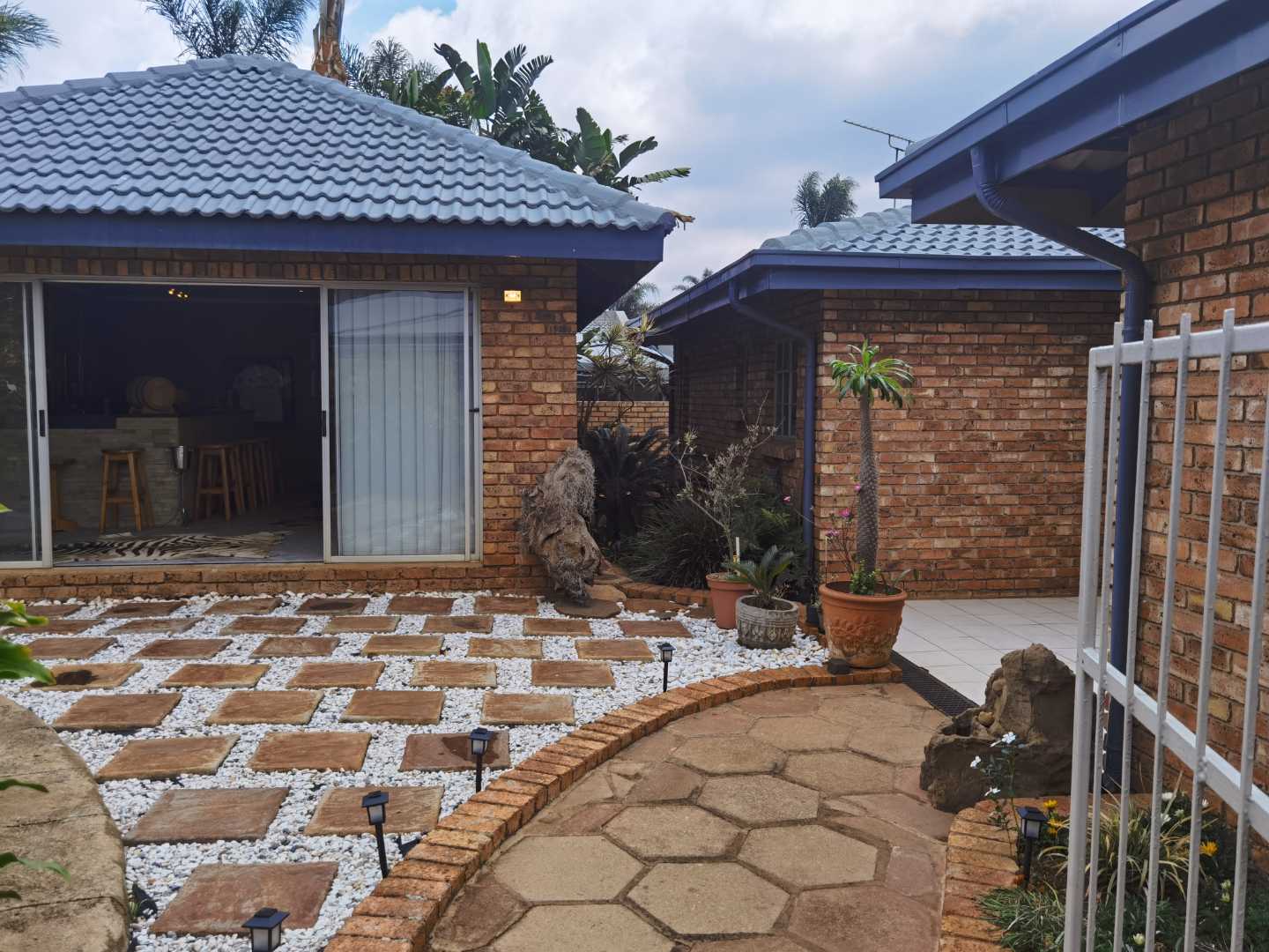 4 Bedroom Property for Sale in Glen Marais Gauteng