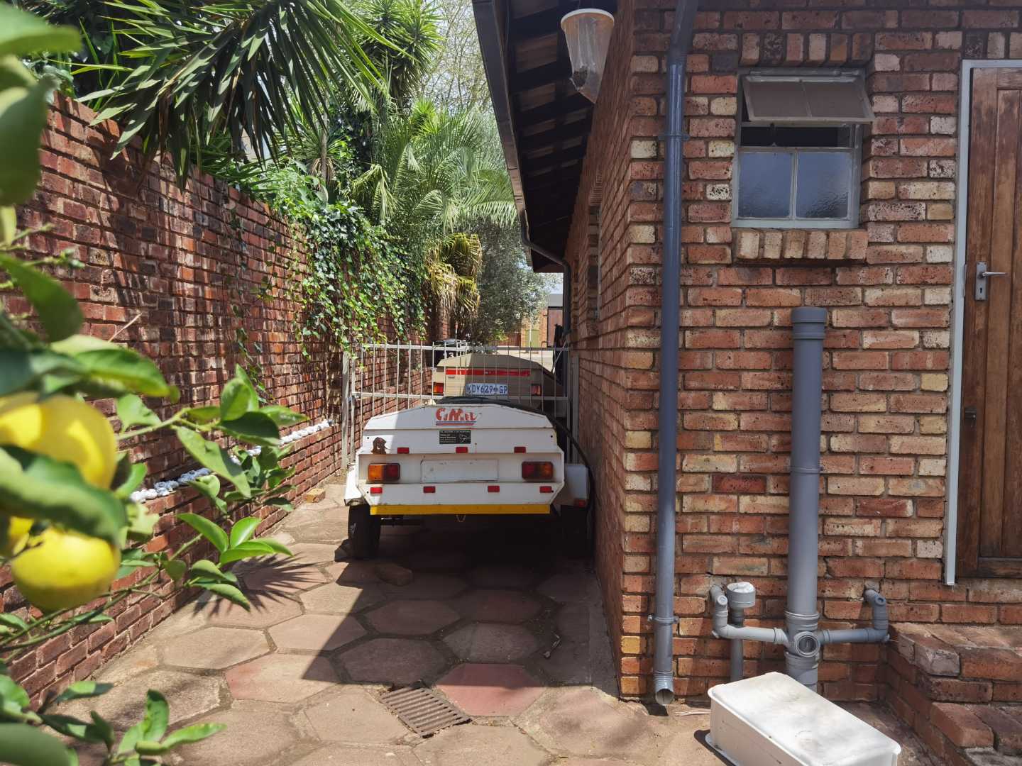 4 Bedroom Property for Sale in Glen Marais Gauteng