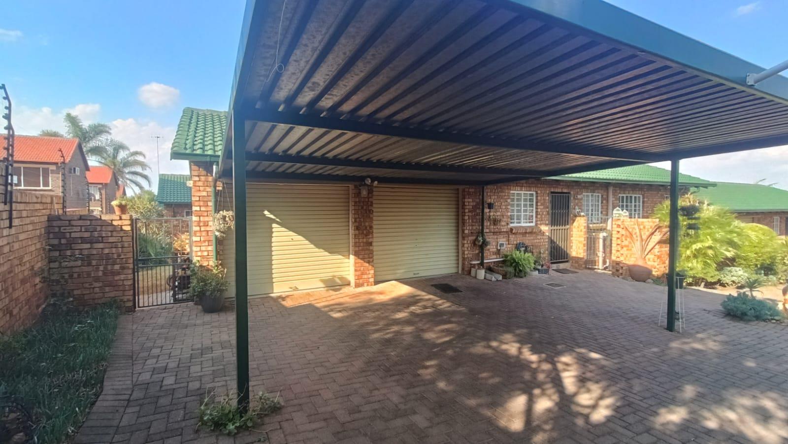 3 Bedroom Property for Sale in Hennopspark Gauteng