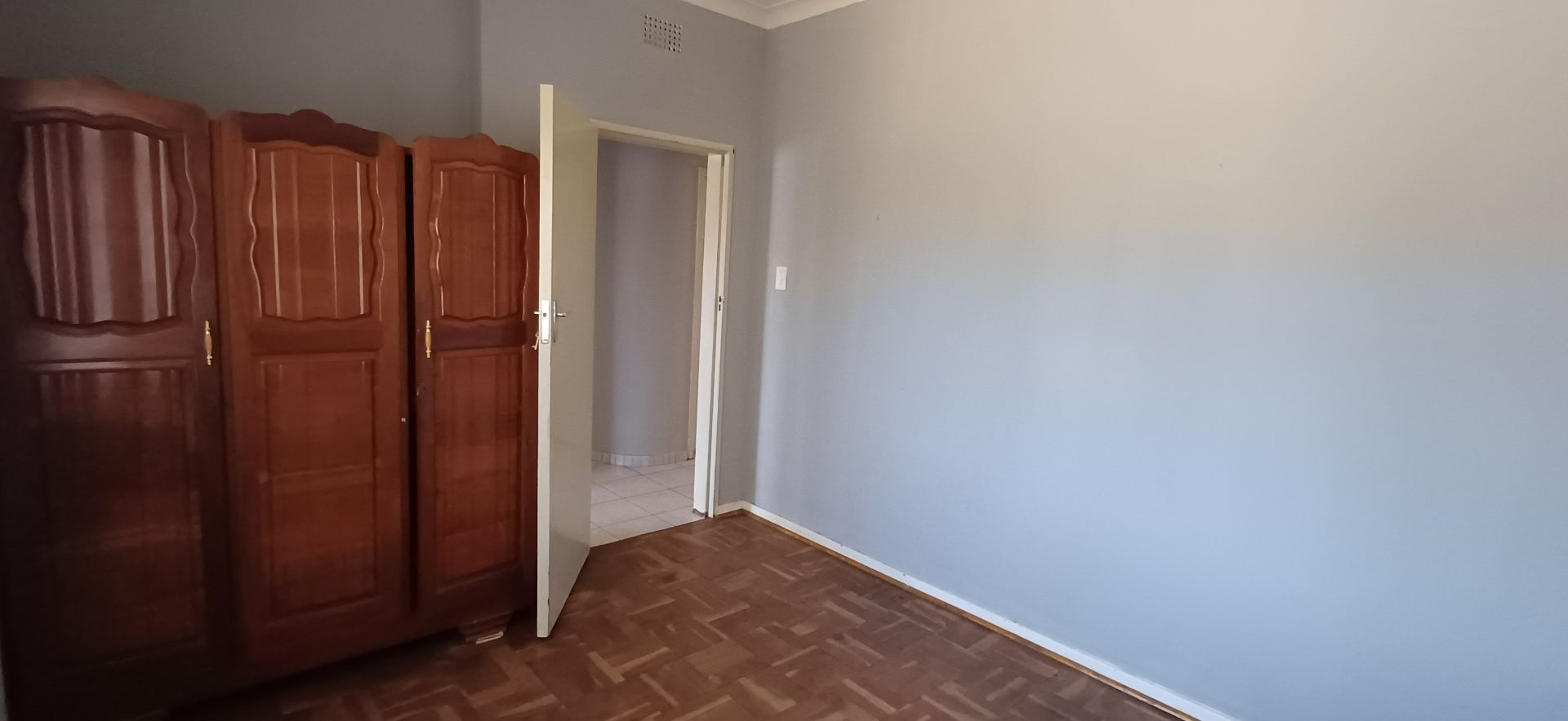 3 Bedroom Property for Sale in Linmeyer Gauteng