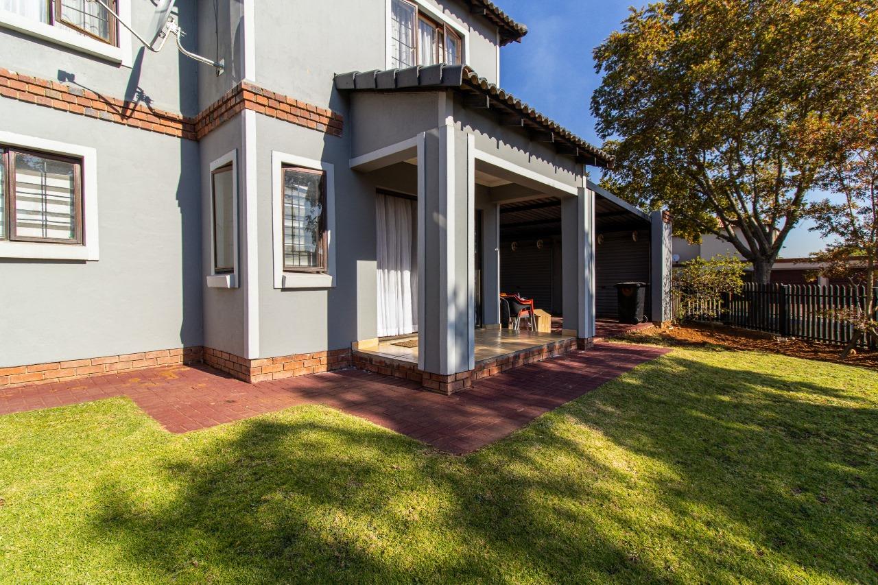 3 Bedroom Property for Sale in Southdowns Gauteng