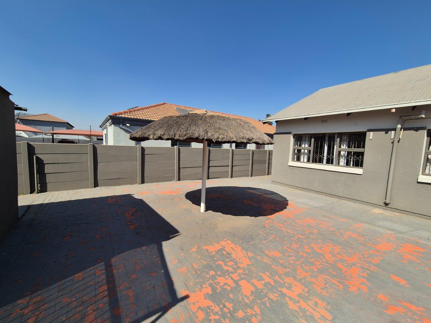 3 Bedroom Property for Sale in New Redruth Gauteng