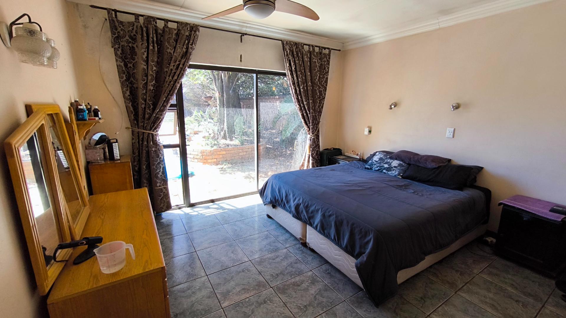 4 Bedroom Property for Sale in Brackenhurst Gauteng