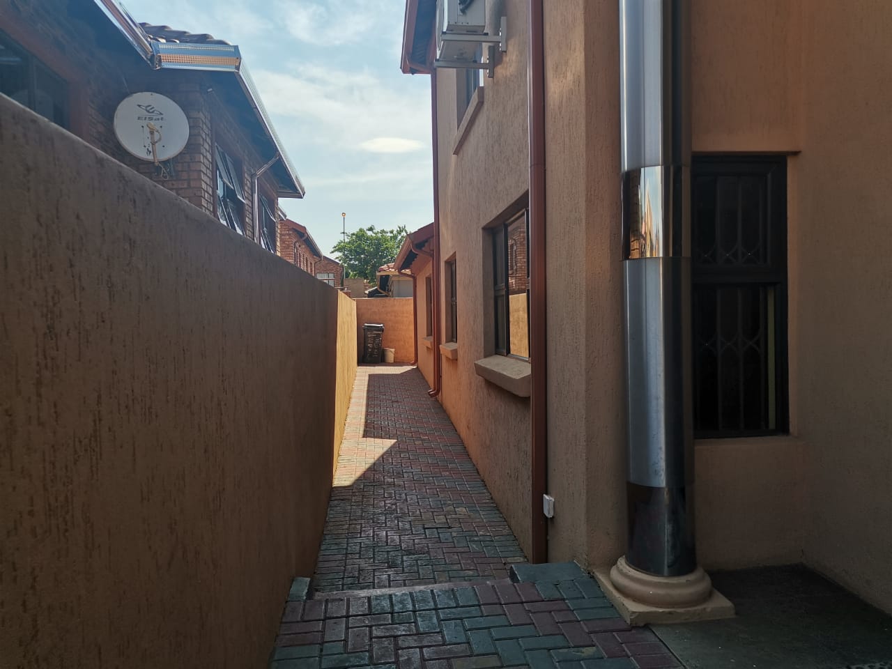 To Let 4 Bedroom Property for Rent in Atteridgeville Gauteng