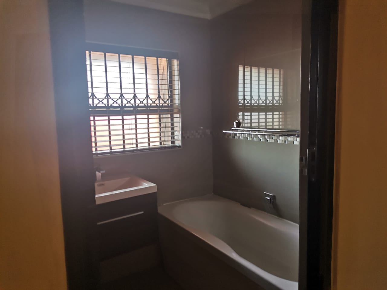 To Let 4 Bedroom Property for Rent in Atteridgeville Gauteng