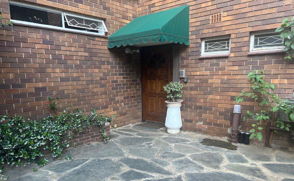 To Let 4 Bedroom Property for Rent in Sandown Gauteng