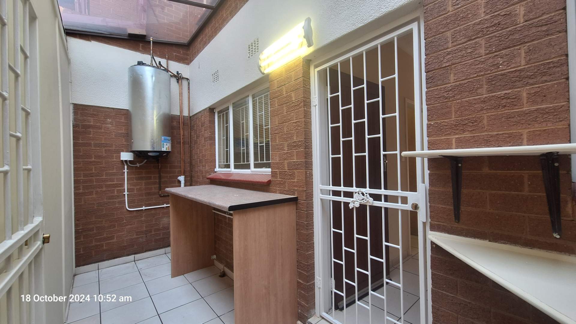 To Let 2 Bedroom Property for Rent in Beyerspark Gauteng