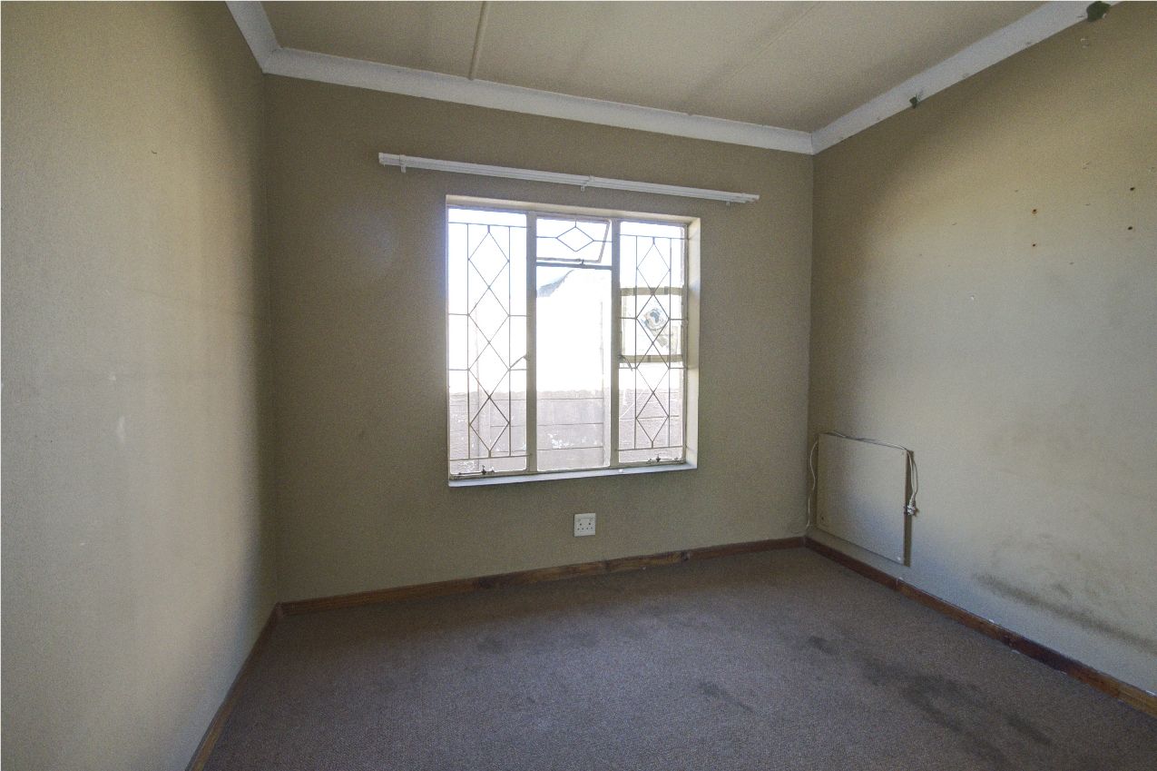 4 Bedroom Property for Sale in Verwoerdpark Gauteng