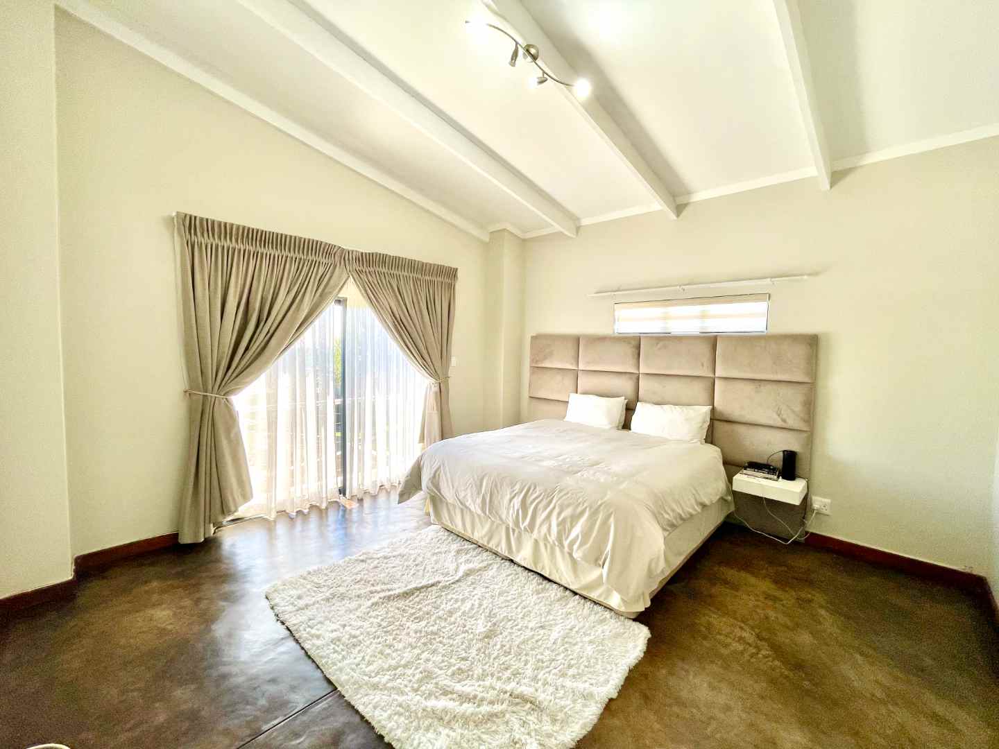 To Let 3 Bedroom Property for Rent in Olympus Gauteng