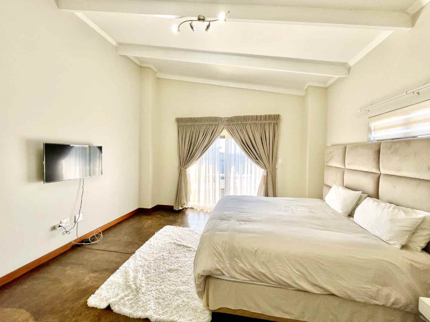 To Let 3 Bedroom Property for Rent in Olympus Gauteng