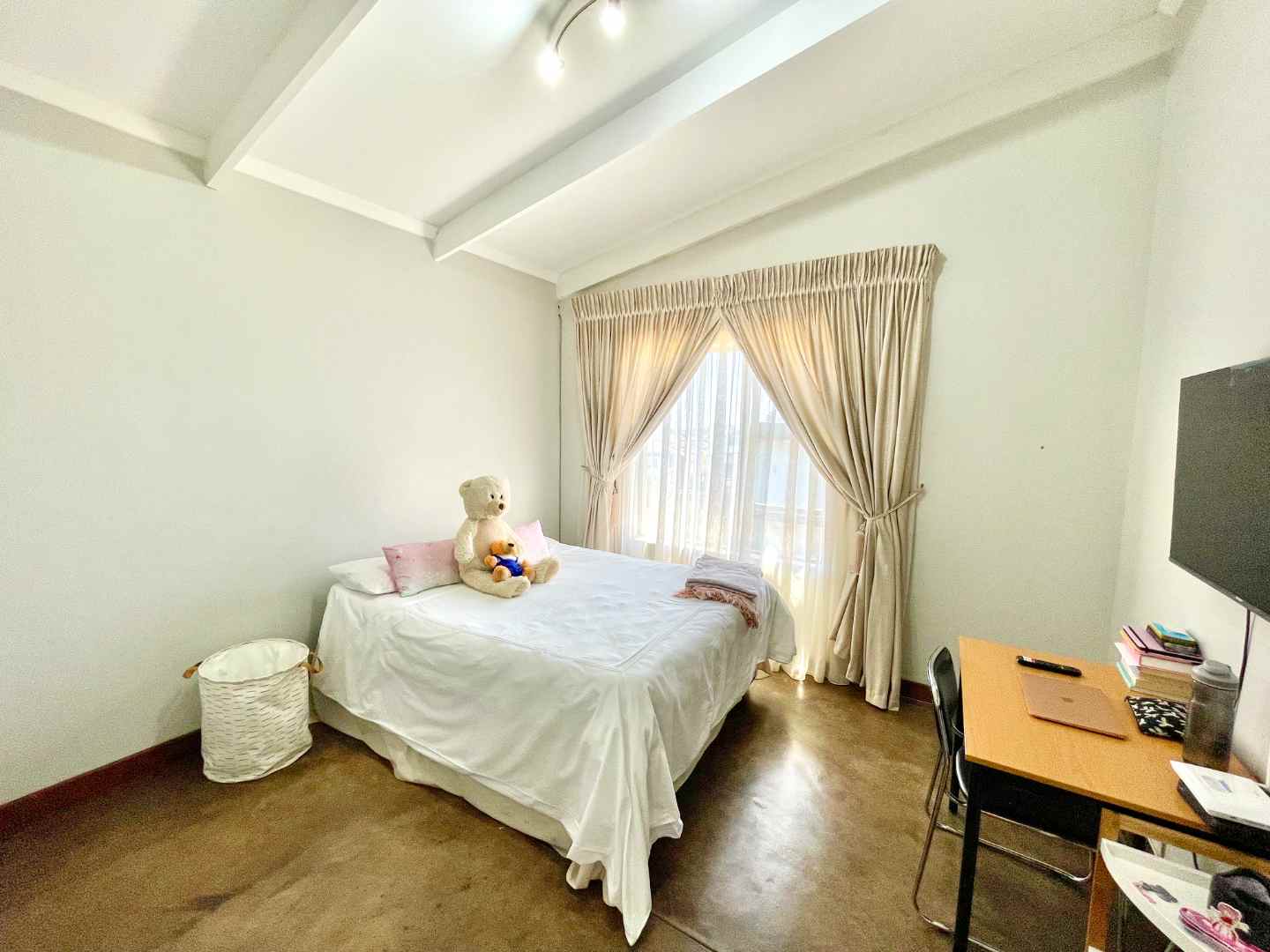 To Let 3 Bedroom Property for Rent in Olympus Gauteng