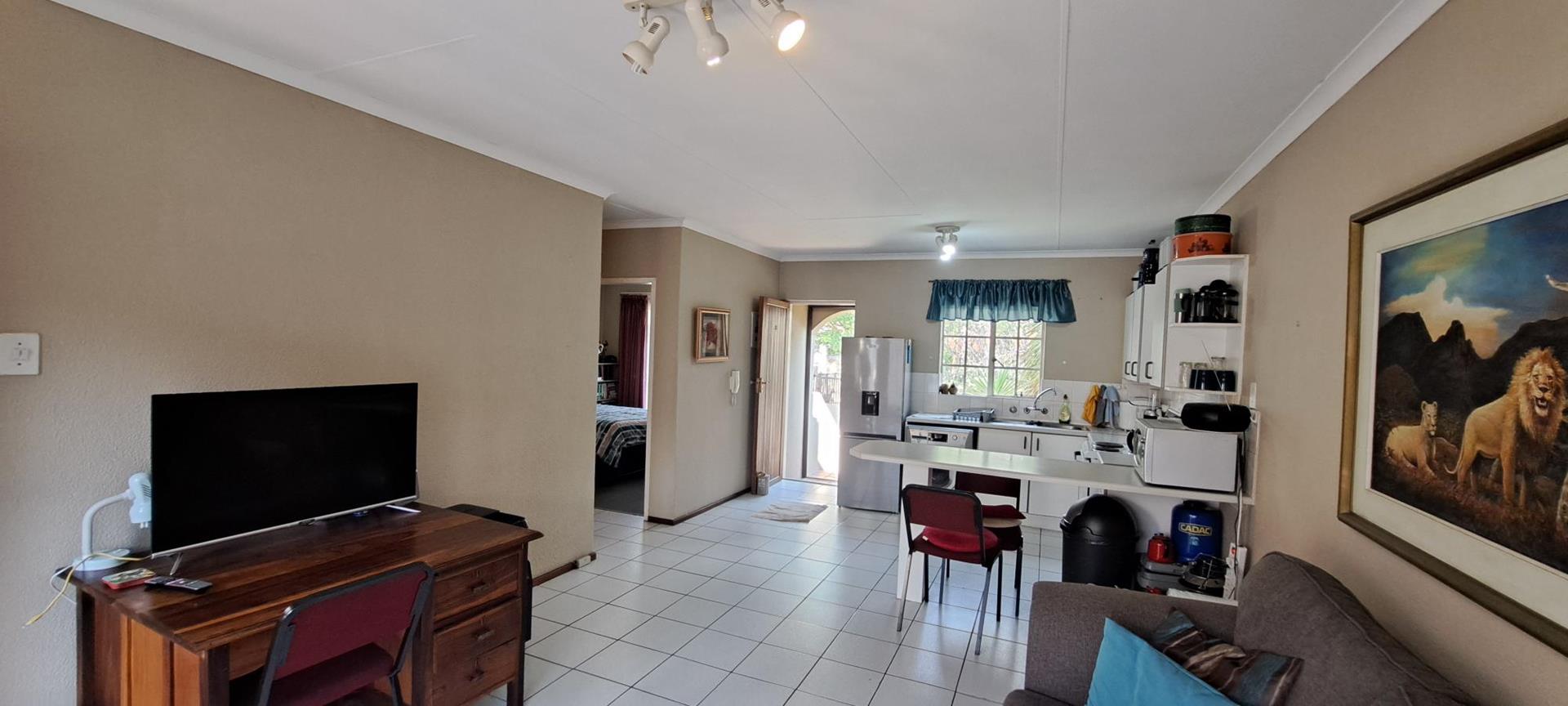 2 Bedroom Property for Sale in Robindale Gauteng