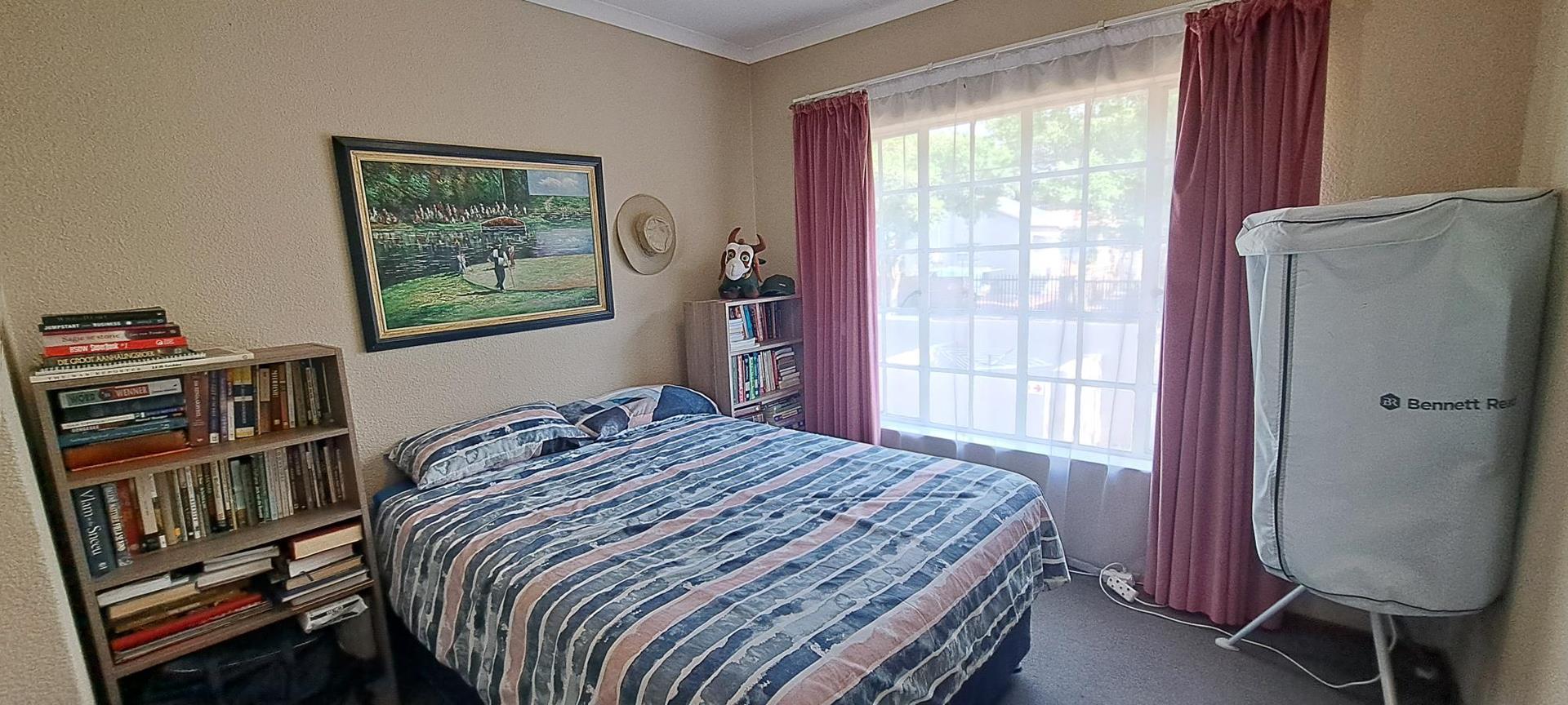 2 Bedroom Property for Sale in Robindale Gauteng