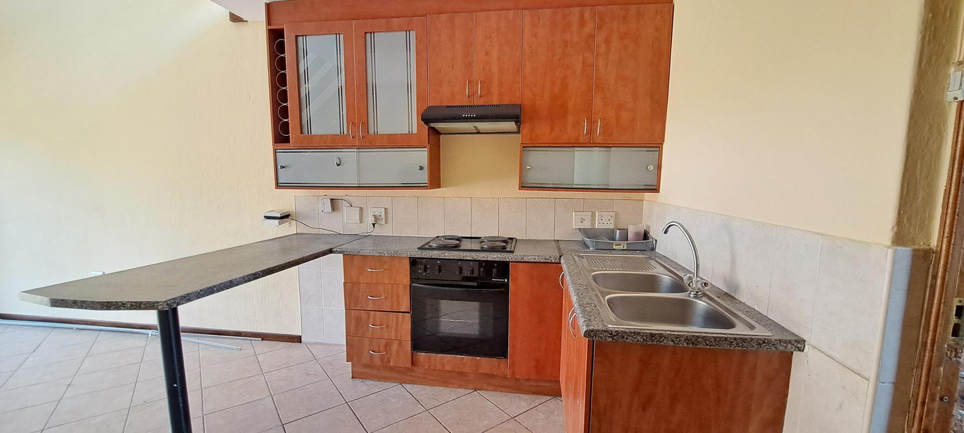 2 Bedroom Property for Sale in Honeypark Gauteng