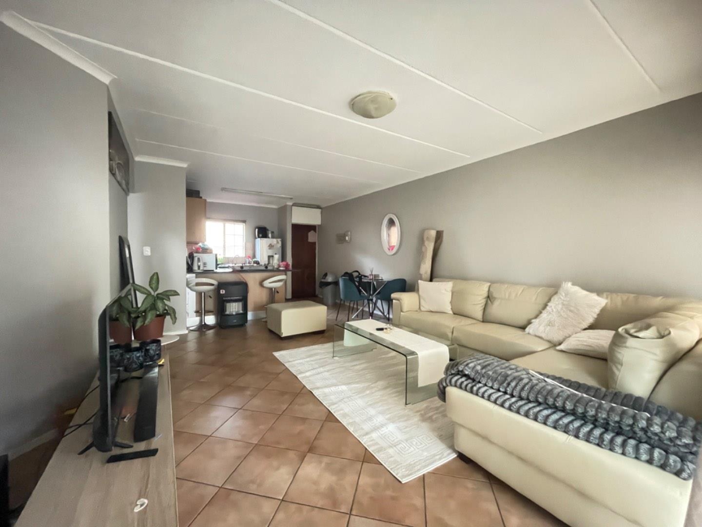 2 Bedroom Property for Sale in Terenure Gauteng