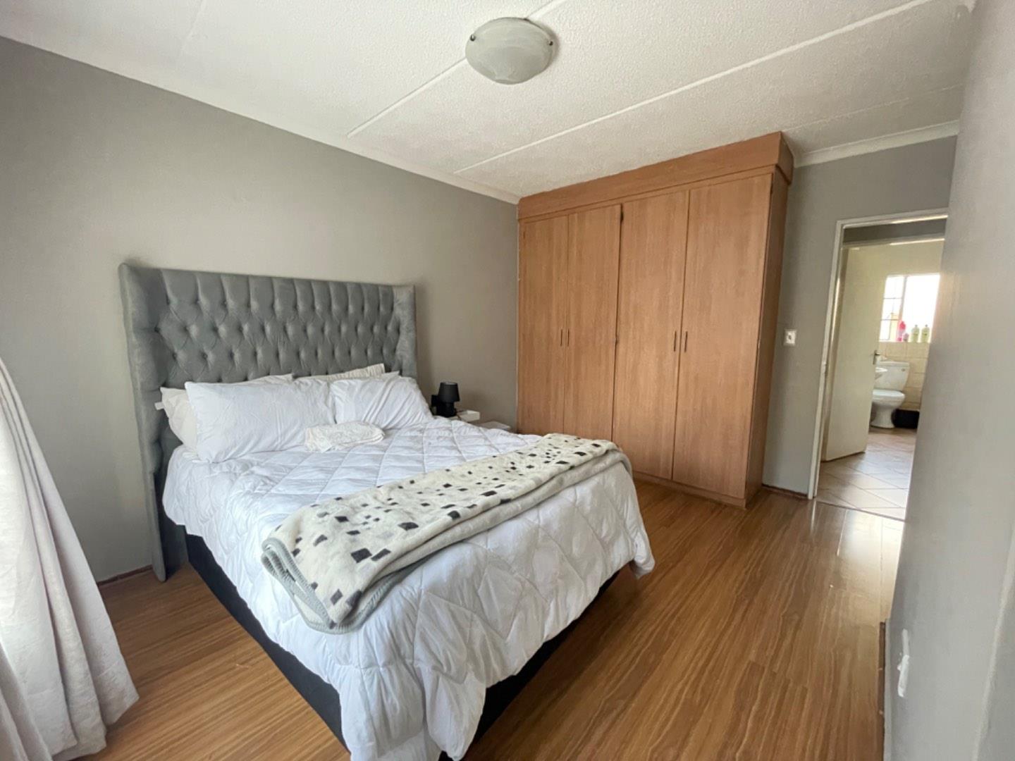 2 Bedroom Property for Sale in Terenure Gauteng