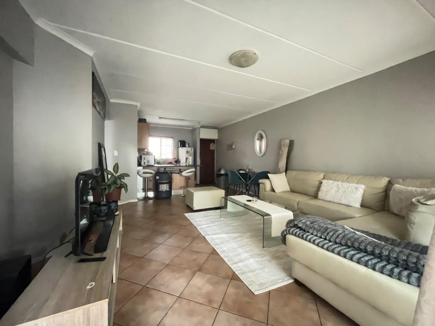 2 Bedroom Property for Sale in Terenure Gauteng