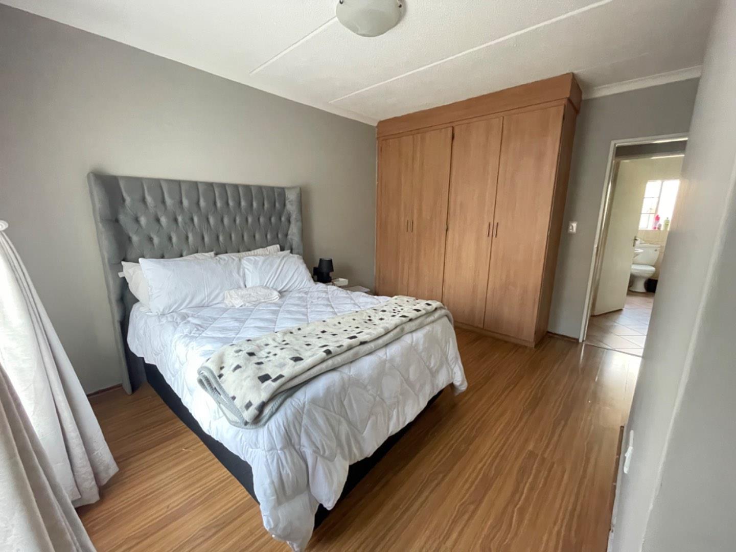 2 Bedroom Property for Sale in Terenure Gauteng