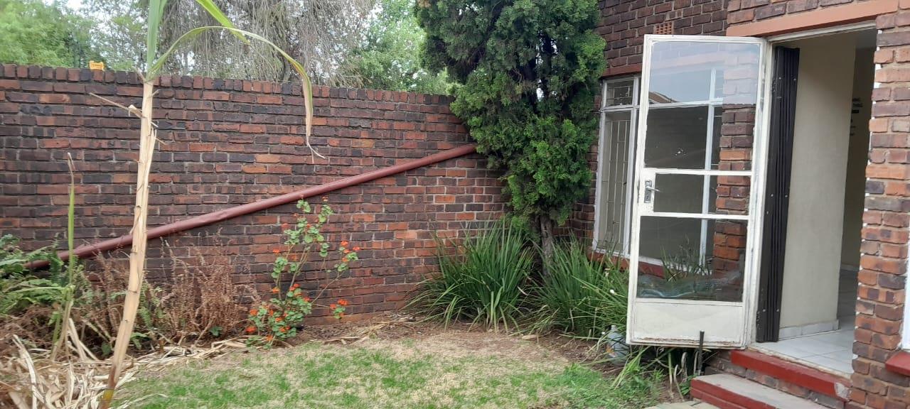 2 Bedroom Property for Sale in Birchleigh Ext 9 Gauteng