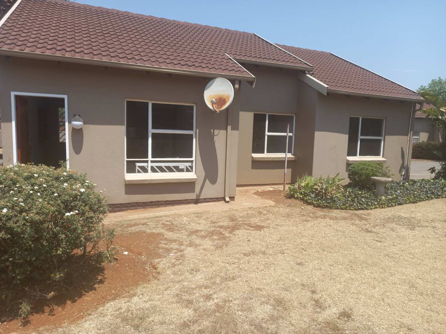 3 Bedroom Property for Sale in Bonaero Park Gauteng