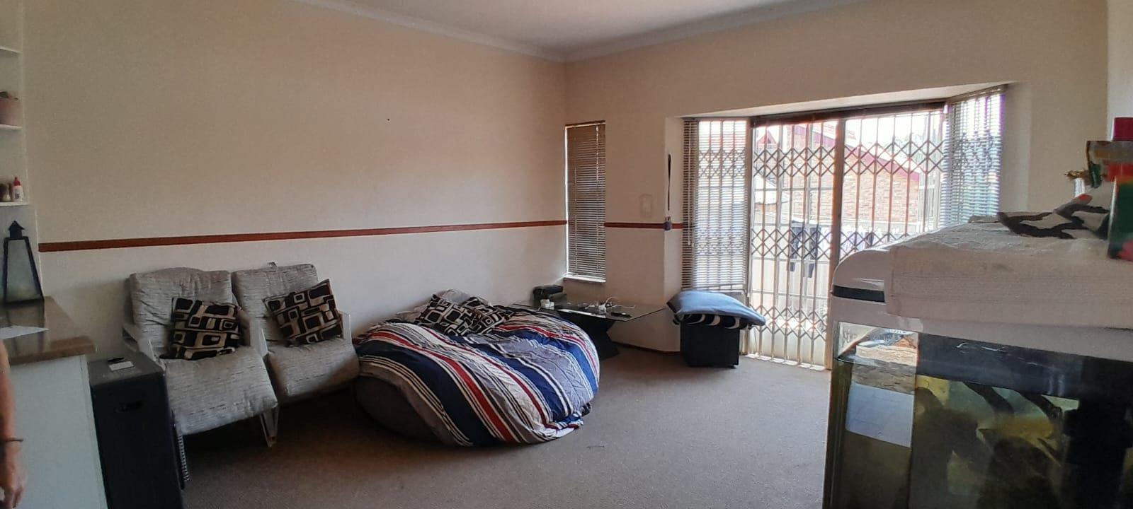 2 Bedroom Property for Sale in Norkem Park Gauteng