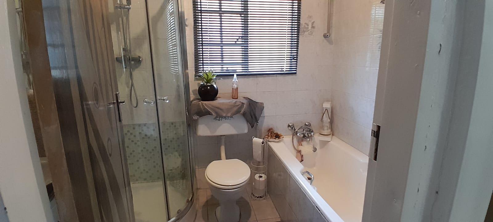 3 Bedroom Property for Sale in Van Riebeeck Park Gauteng