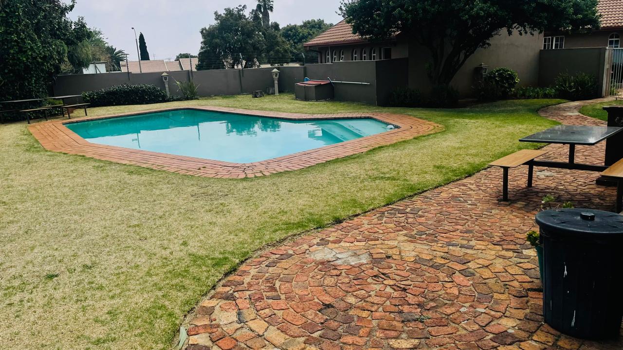 2 Bedroom Property for Sale in Norkem Park Gauteng