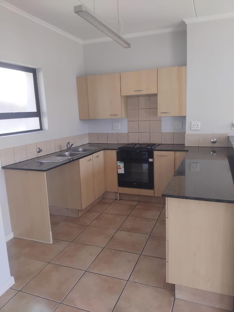 2 Bedroom Property for Sale in Sunninghill Gauteng