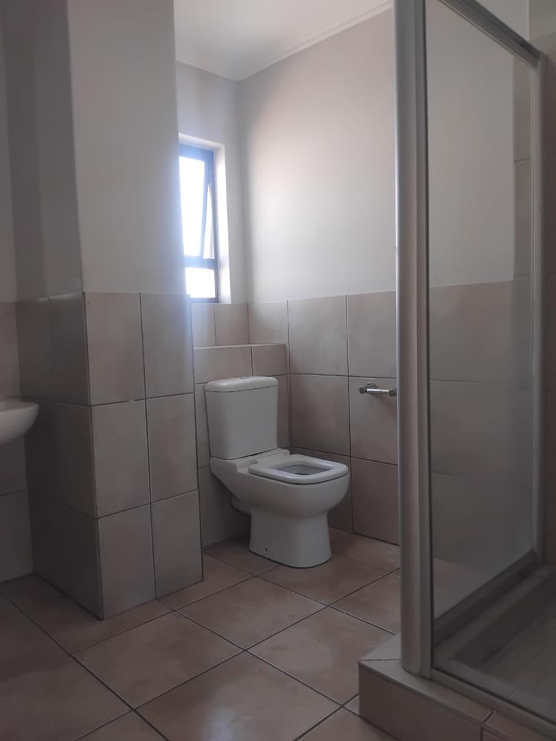 2 Bedroom Property for Sale in Sunninghill Gauteng