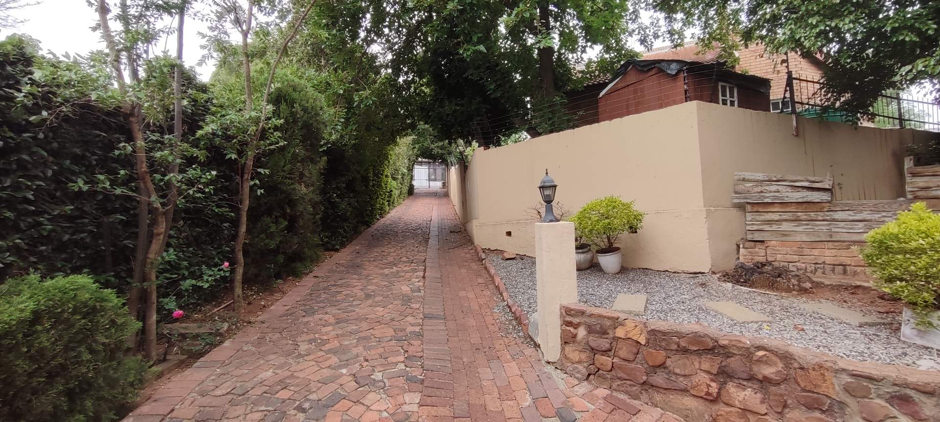 5 Bedroom Property for Sale in Waterkloof Ridge Gauteng