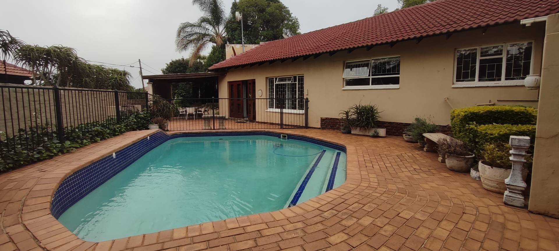 5 Bedroom Property for Sale in Waterkloof Ridge Gauteng