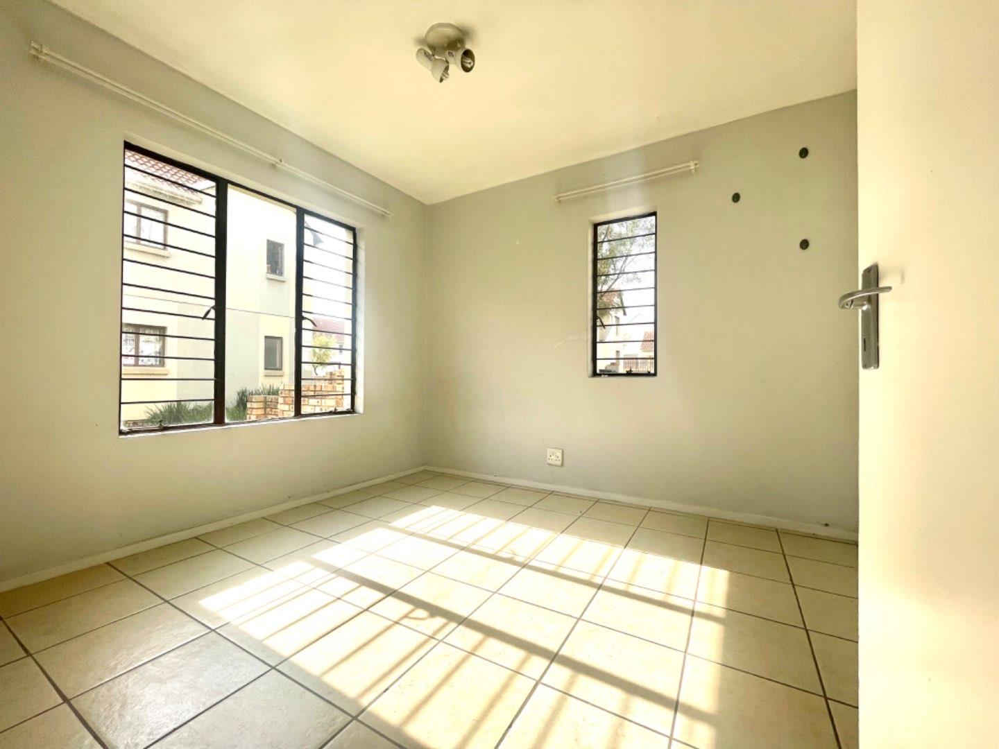 1 Bedroom Property for Sale in Esther Park Gauteng