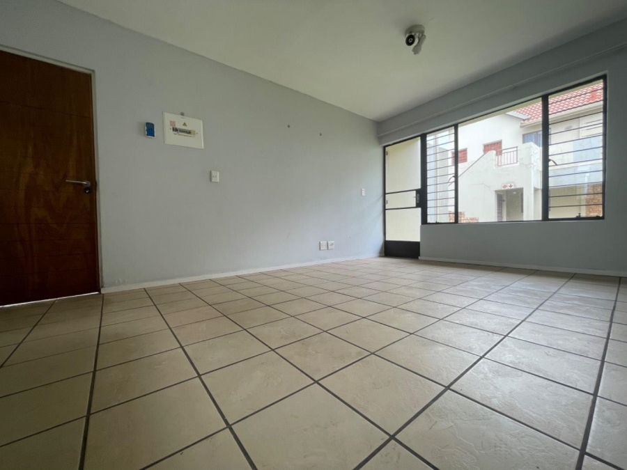 1 Bedroom Property for Sale in Esther Park Gauteng