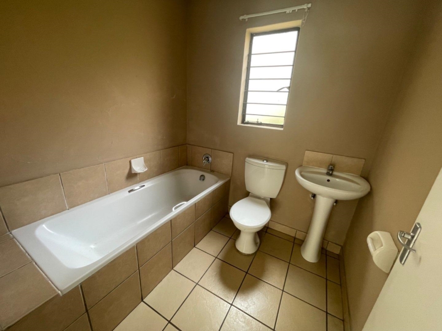 1 Bedroom Property for Sale in Esther Park Gauteng