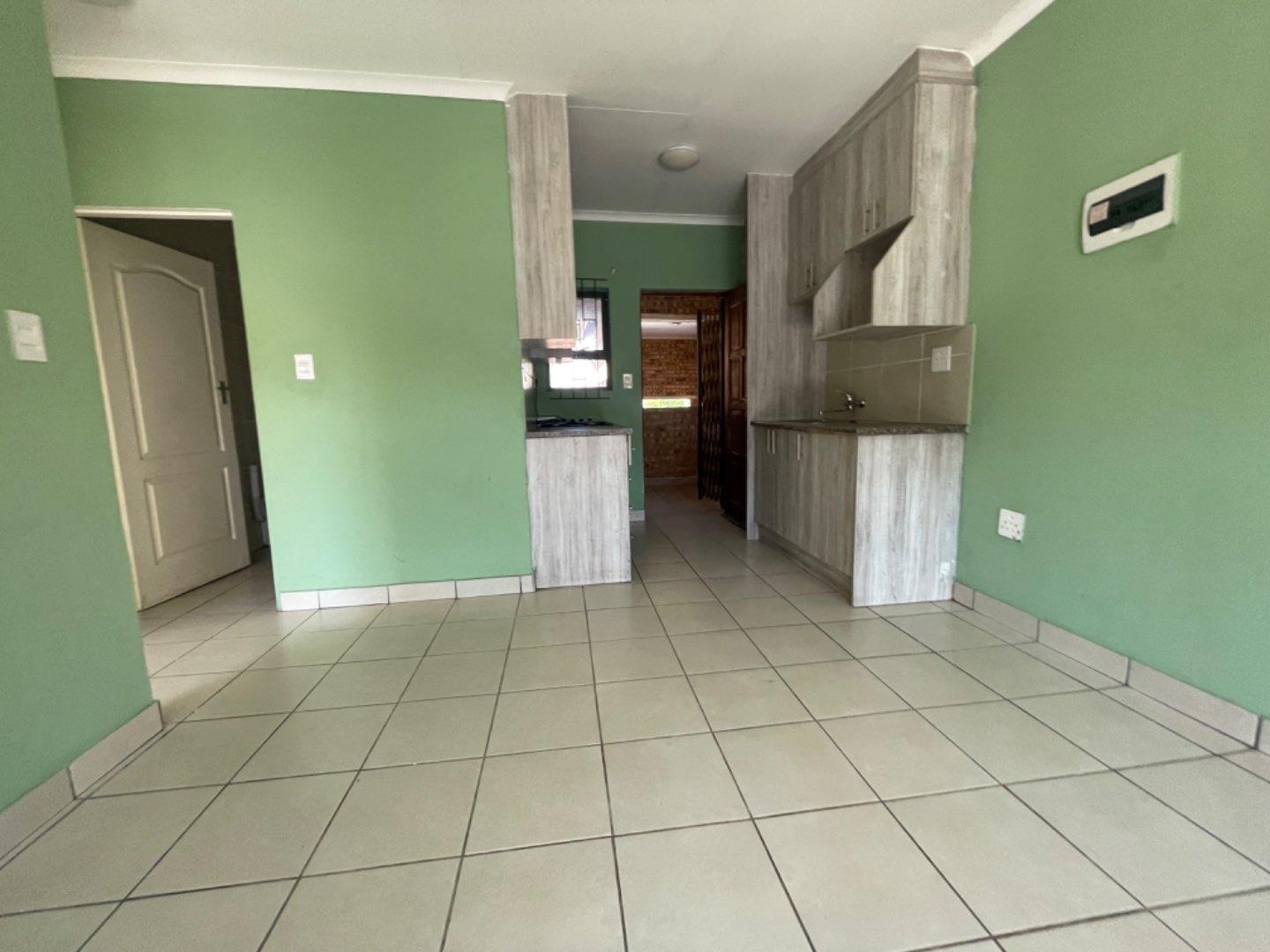 To Let 2 Bedroom Property for Rent in Brentwood Park Gauteng