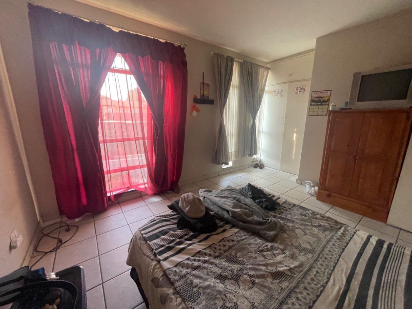 2 Bedroom Property for Sale in Edleen Gauteng