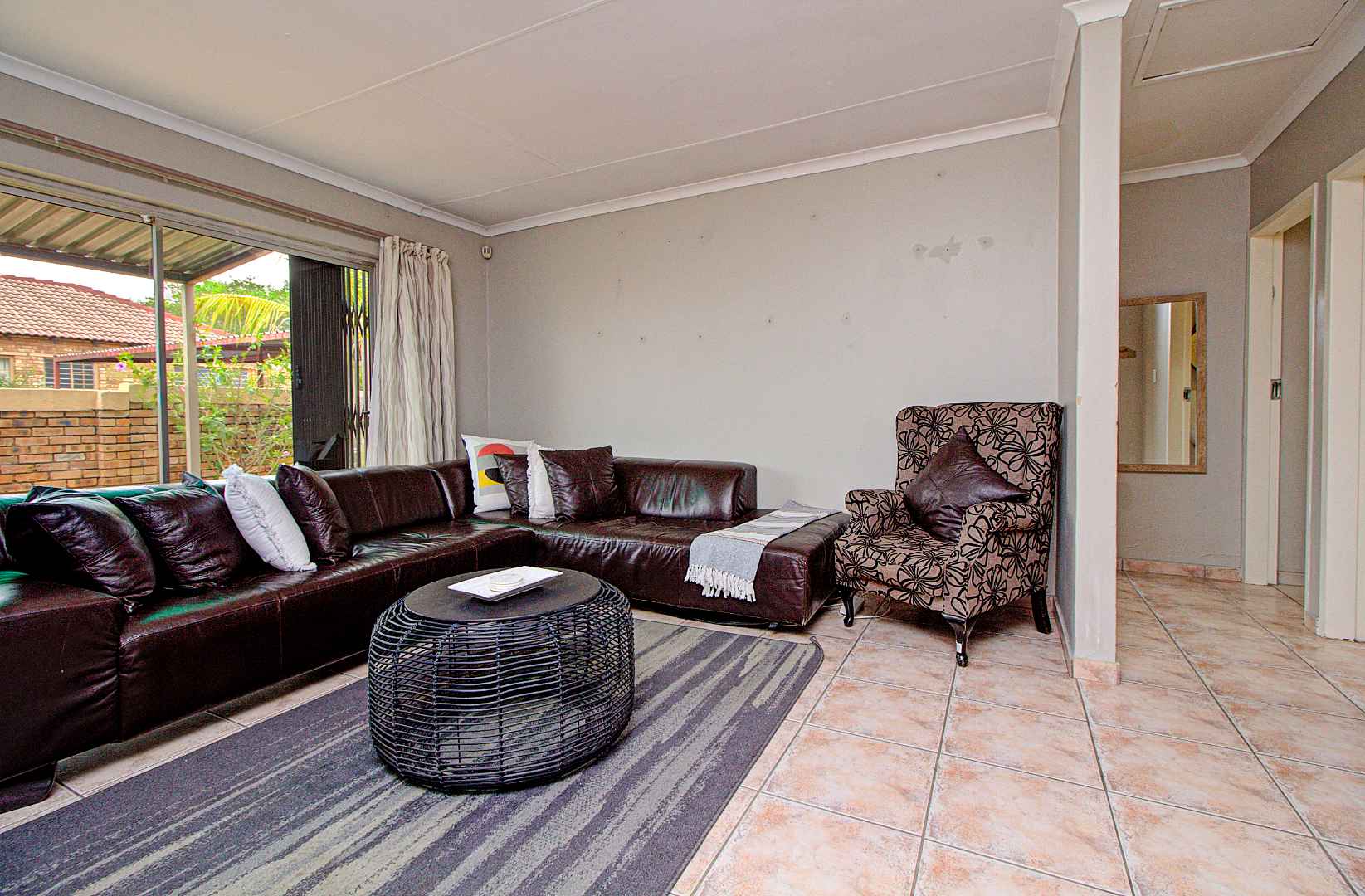 2 Bedroom Property for Sale in Wilgeheuwel Gauteng