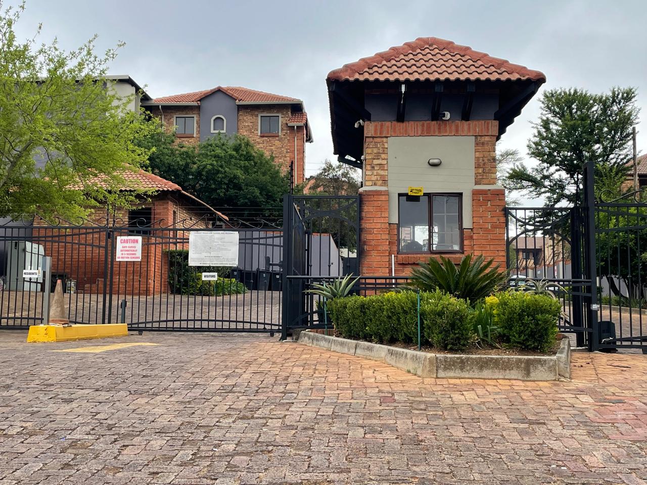 2 Bedroom Property for Sale in Carlswald North Gauteng