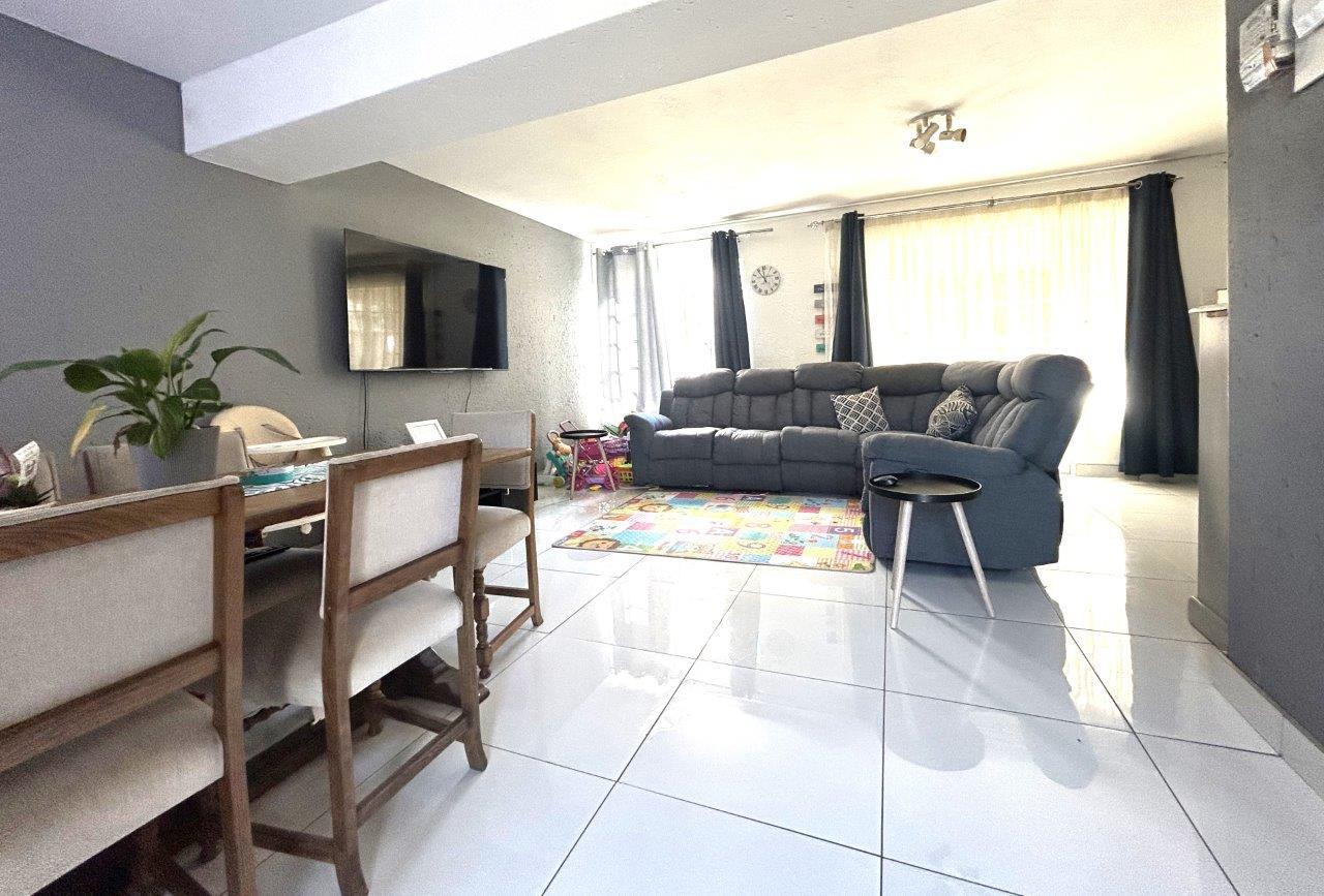 3 Bedroom Property for Sale in Bassonia Gauteng