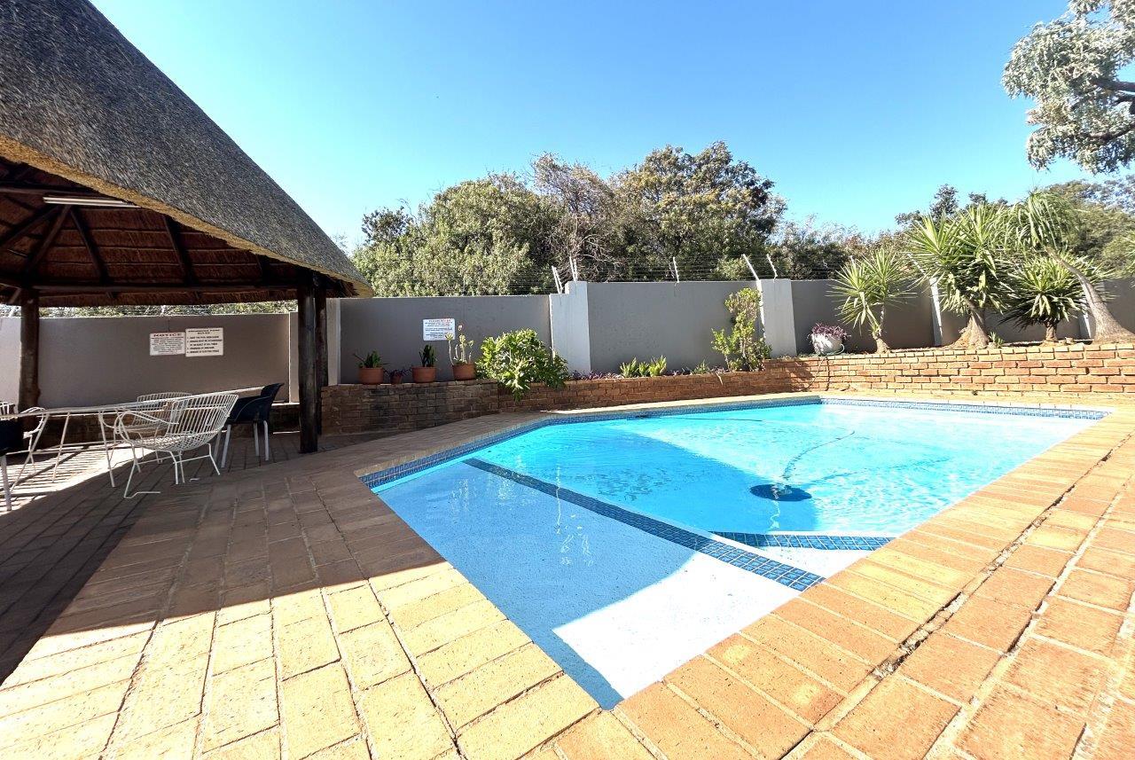 3 Bedroom Property for Sale in Bassonia Gauteng