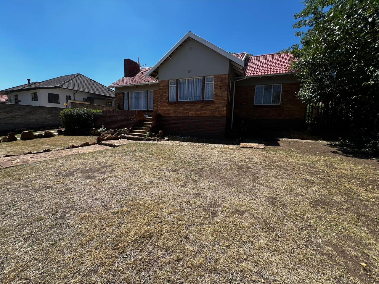 31 Bedroom Property for Sale in Linmeyer Gauteng