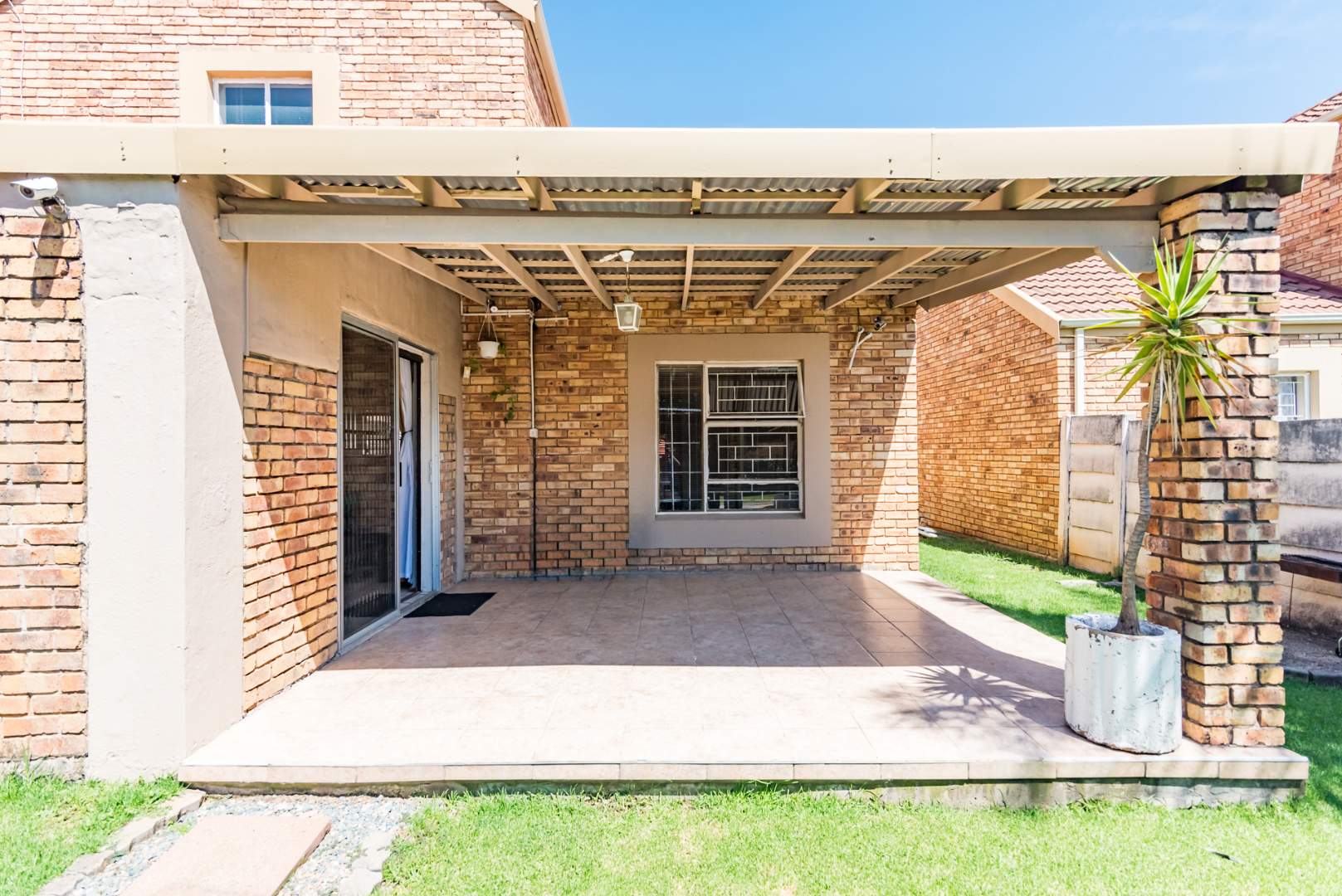 4 Bedroom Property for Sale in Wilgeheuwel Gauteng