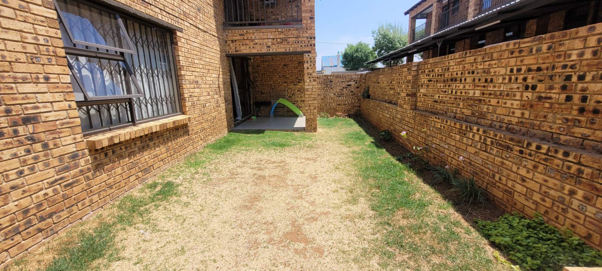 2 Bedroom Property for Sale in Florida Gauteng