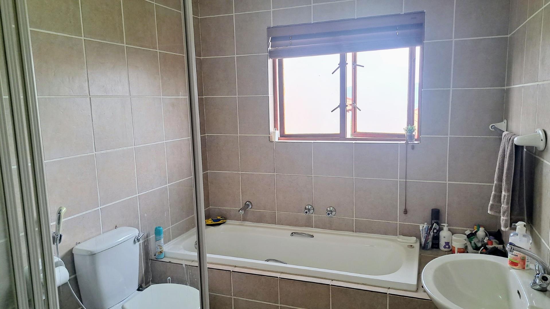 2 Bedroom Property for Sale in Winchester Hills Gauteng