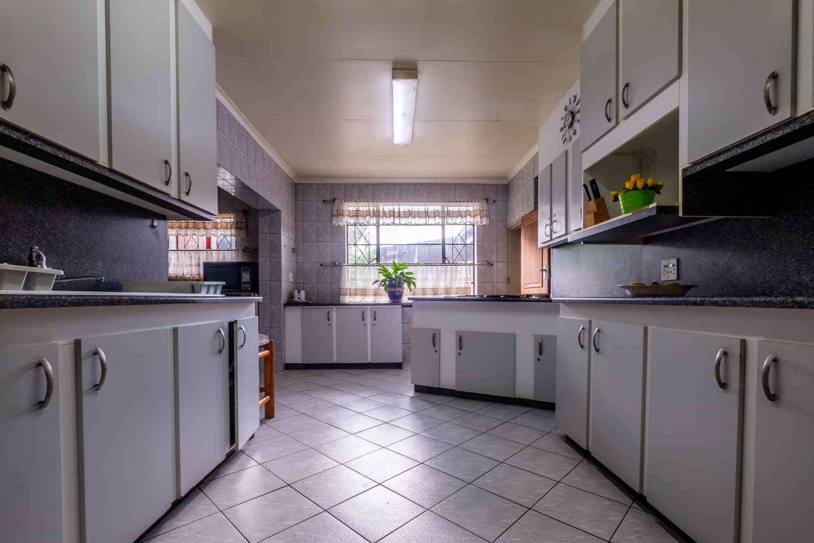 13 Bedroom Property for Sale in Rosettenville Gauteng