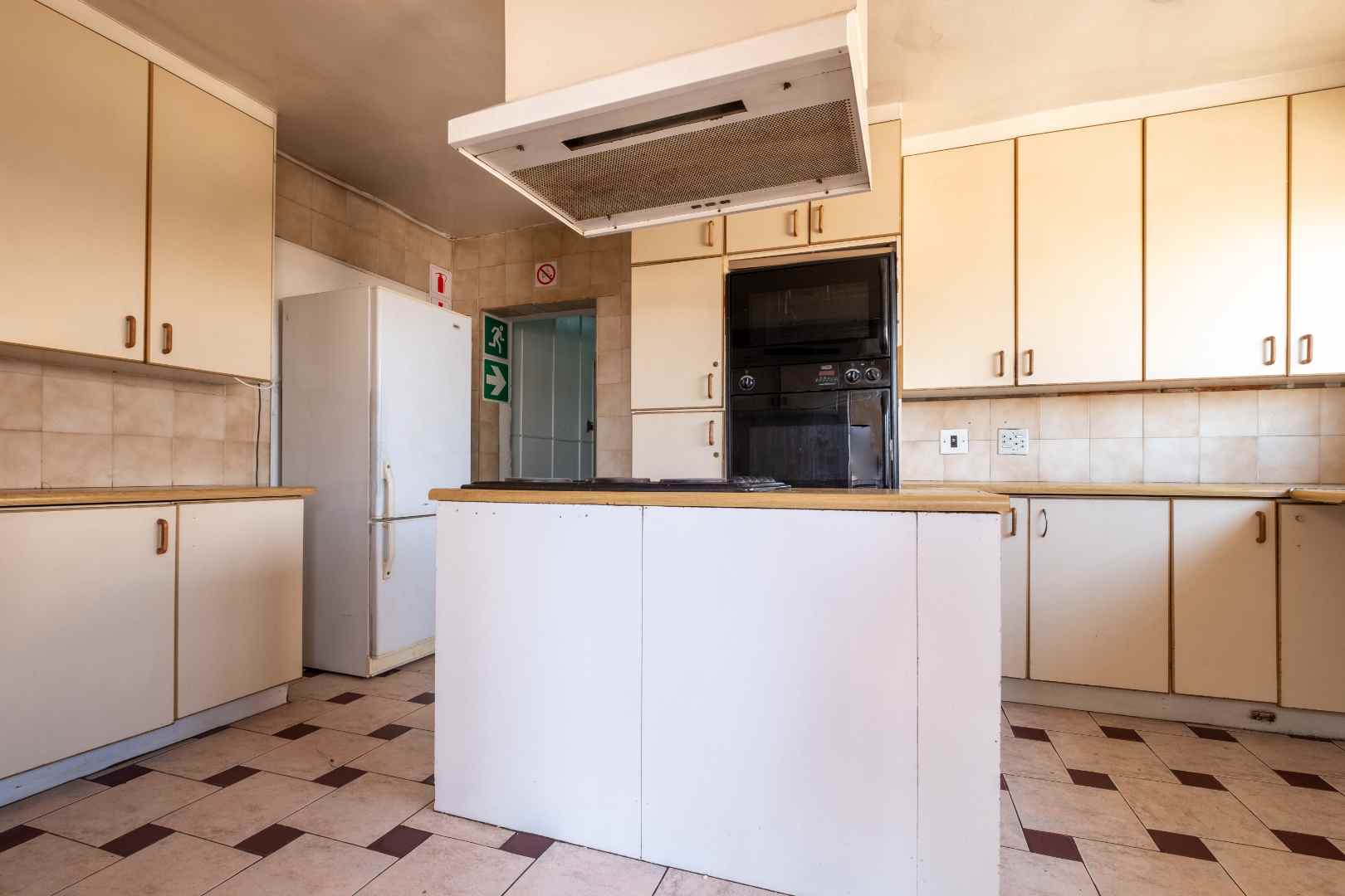 13 Bedroom Property for Sale in Brixton Gauteng