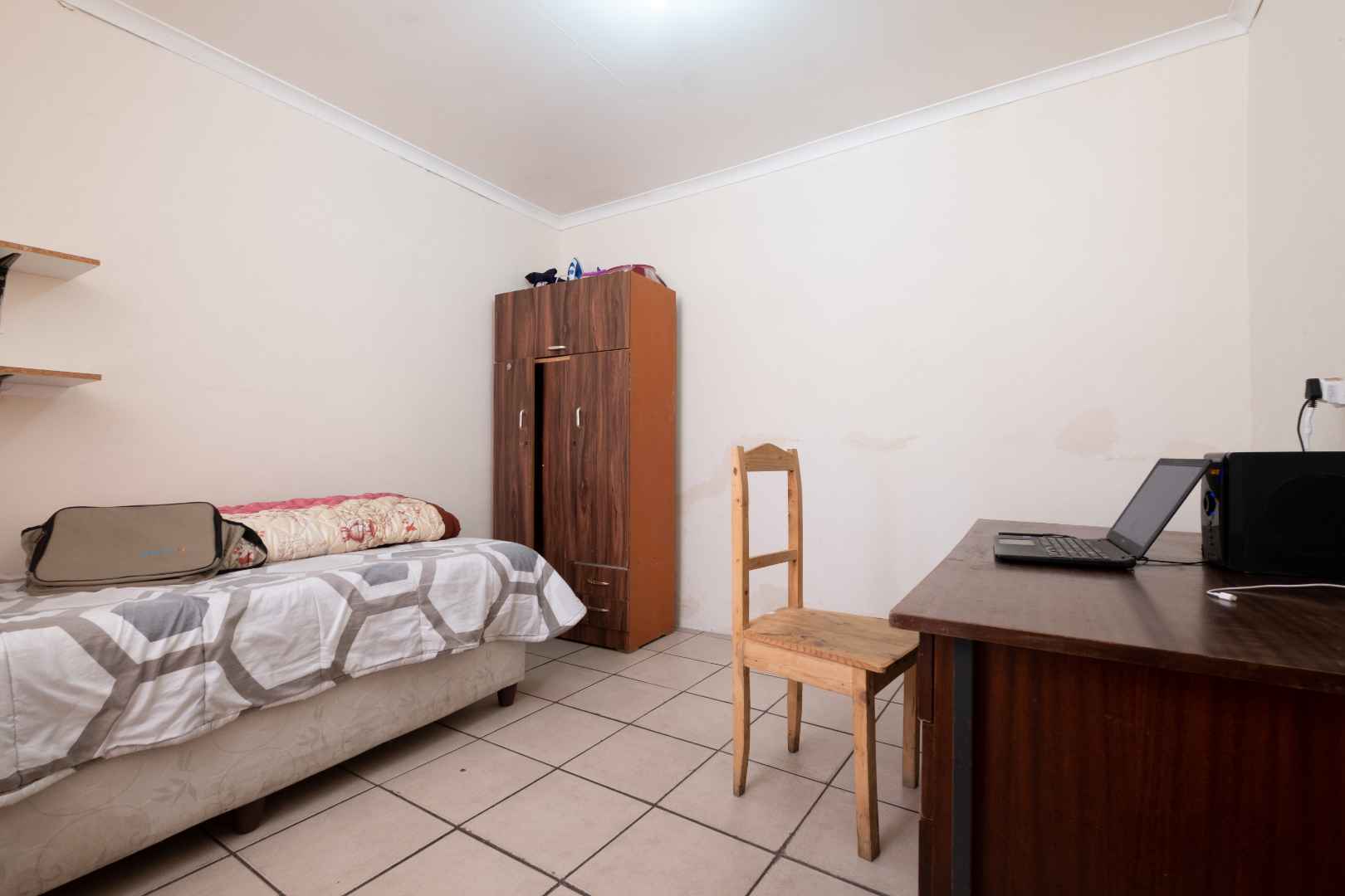 13 Bedroom Property for Sale in Brixton Gauteng