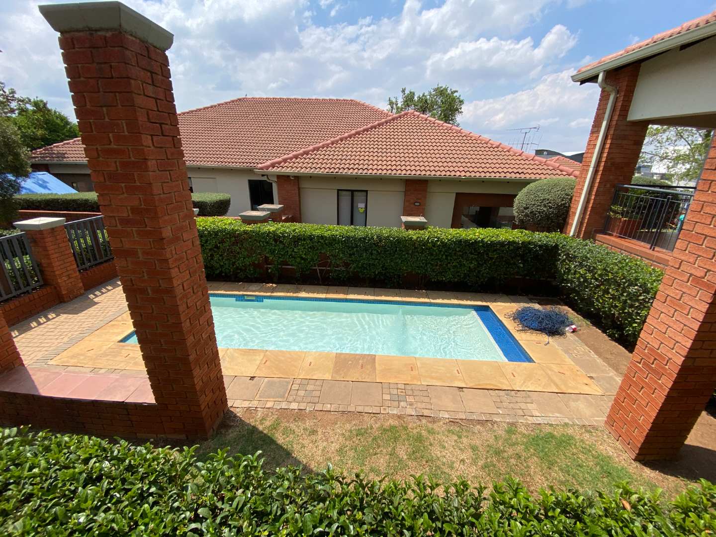 2 Bedroom Property for Sale in Greenstone Hill Gauteng