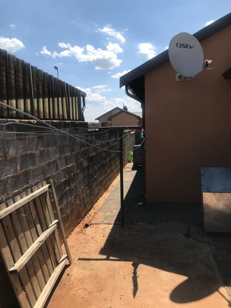 2 Bedroom Property for Sale in Wilfordon Gauteng